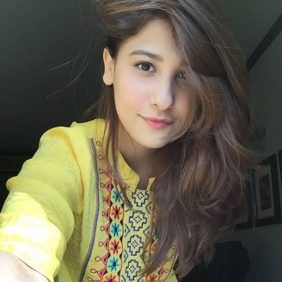 Hina Altaf Pretty Wallpaper